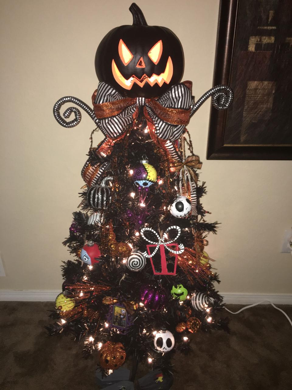 nightmare before christmas hanging decor Nightmare before Christmas tree Nightmare before christmas tree