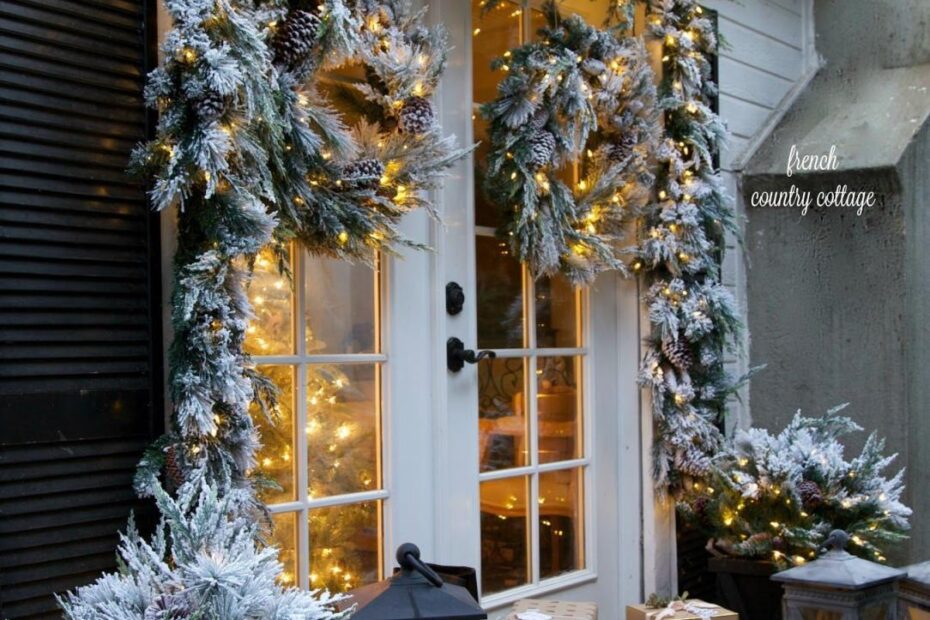 country christmas outdoor decor Amazing 40 Adorable Outdoor Christmas Decorations to Copy Right Now