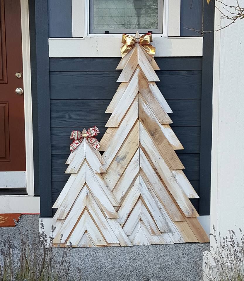 diy pallet christmas decor DIY Pallet Christmas Trees Christmas decor diy, Christmas diy wood