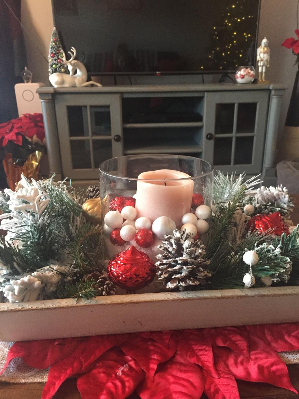 farmhouse christmas coffee table decor Christmas coffee table decor Christmas coffee table decor, Christmas