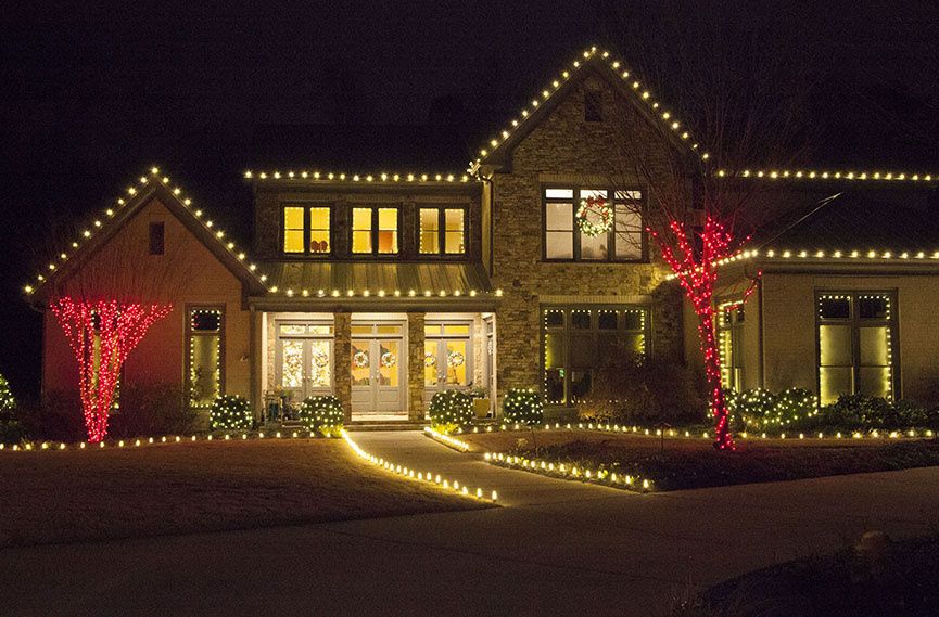 christmas decorations roof ideas Outdoor Christmas Lights Ideas For The Roof Christmas Lights, Etc