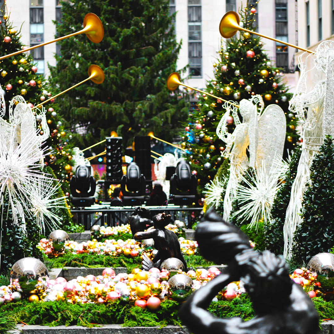 indoor christmas decorations nyc The most beautiful Christmas decoration spots in NYC Unlimited Biking