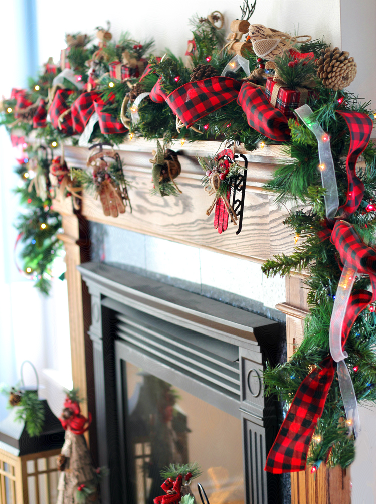 christmas decorations indoor garland How to Make Stunning DIY Christmas Garland Like A Pro