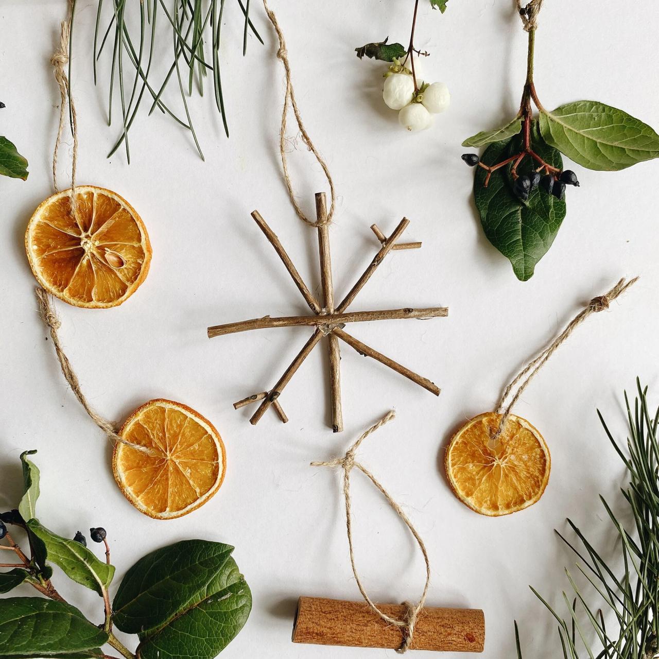 christmas decoration ideas with natural materials How to Make Natural Christmas Decorations Hobbycraft