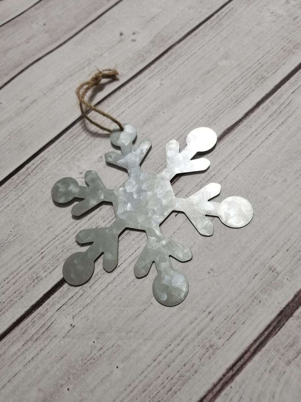 metal christmas decorations indoor Snowflake Metal Christmas Ornament Christmas Decor Rustic