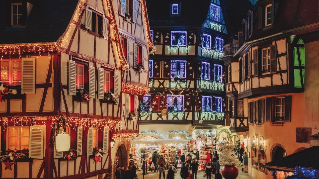 what cities decorate for christmas The World's Most Magical Christmas Towns And Villages