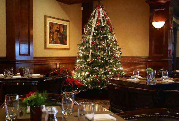 christmas decor restaurants near me Restaurants Open on Christmas Day in New Jersey Mommy Poppins