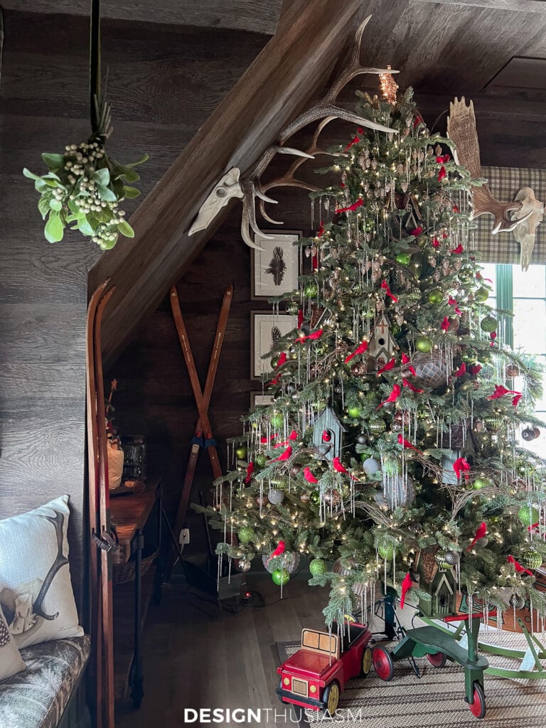 rustic cabin christmas decor Majestic Yet Cozy Holiday Cabin with Rustic Christmas Decorations