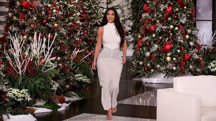 kim kardashian christmas decorations outdoor 2024 Kim Kardashian Protects Her Allwhite Whoovile Christmas Decorations