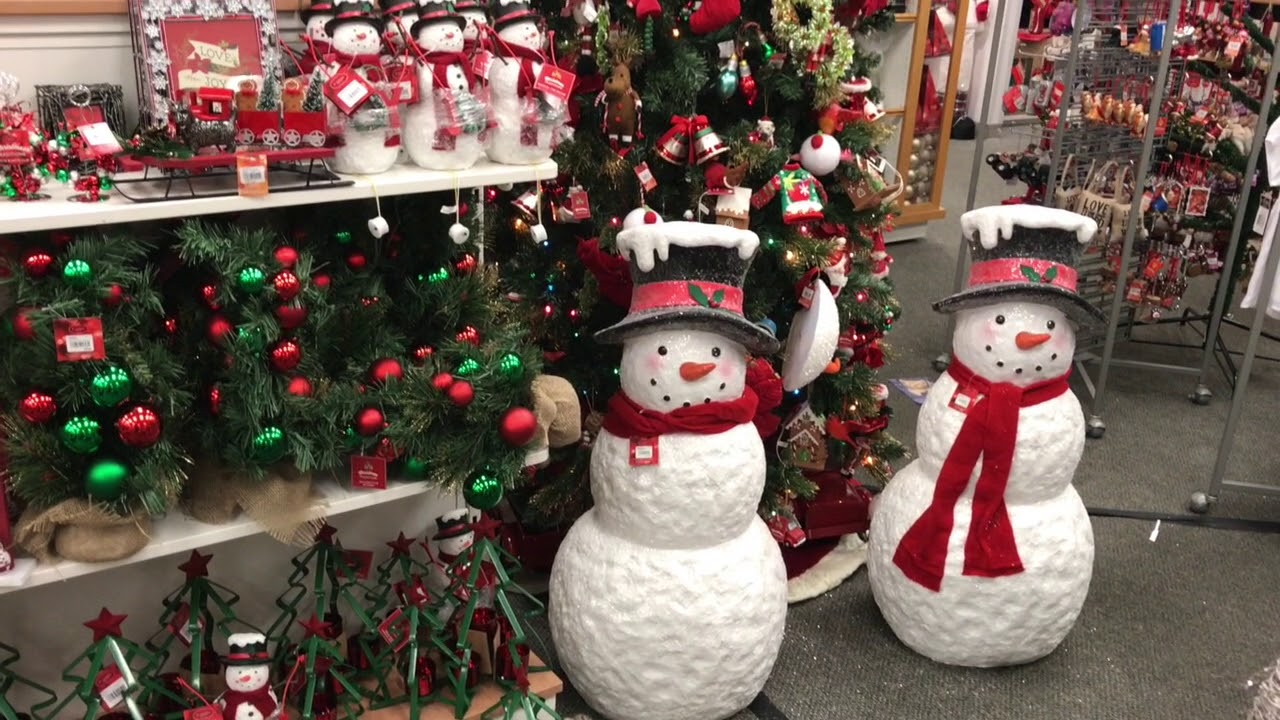 kohl's christmas decorations outdoor Kohl's Christmas Decorations in Store Set Up October 2017 FIRST LOOK