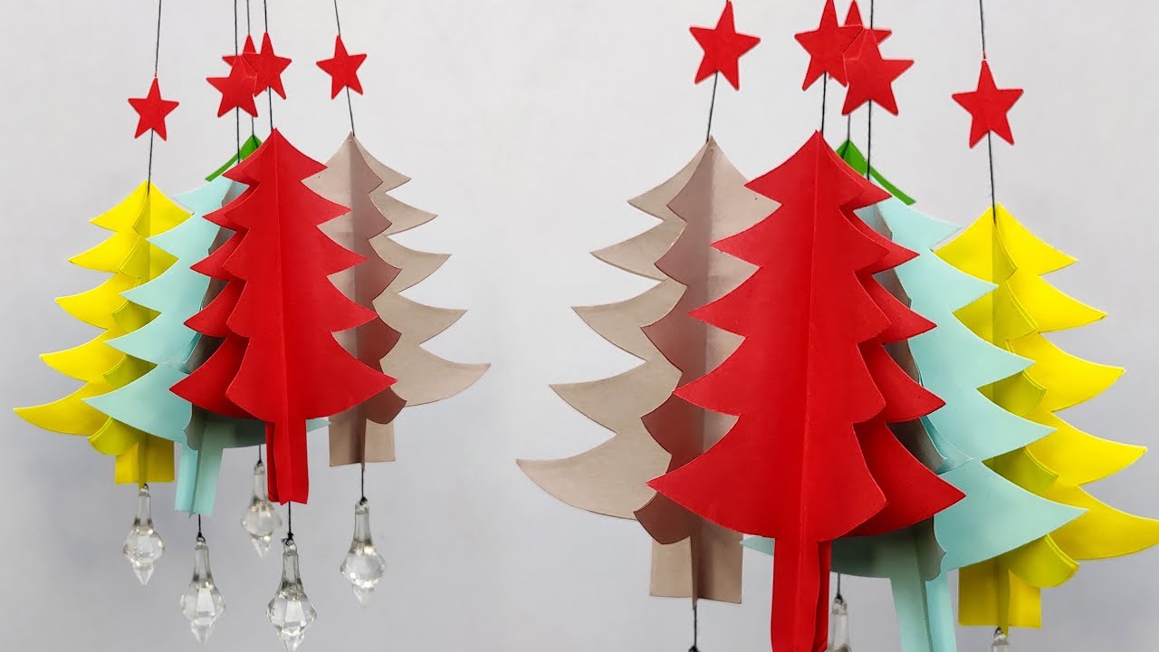 christmas paper wall decor Unique and Easy Christmas Decorations Ideas, Paper Wall Hanging