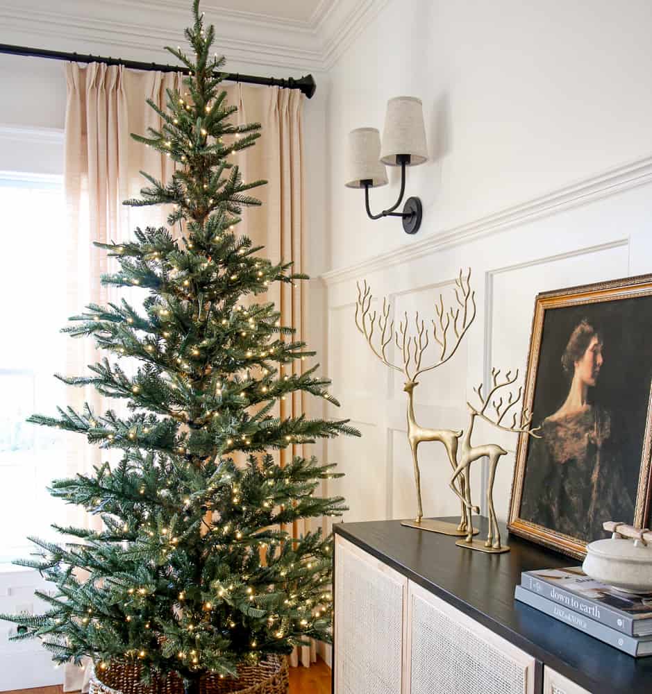 minimalist christmas decor ideas Minimalist Christmas Decorating Ideas Stefana Silber