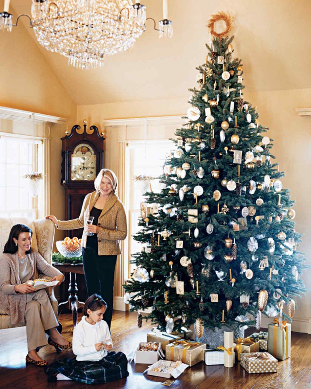 christmas decorating ideas martha stewart Martha's Holiday Decorating Ideas Martha Stewart