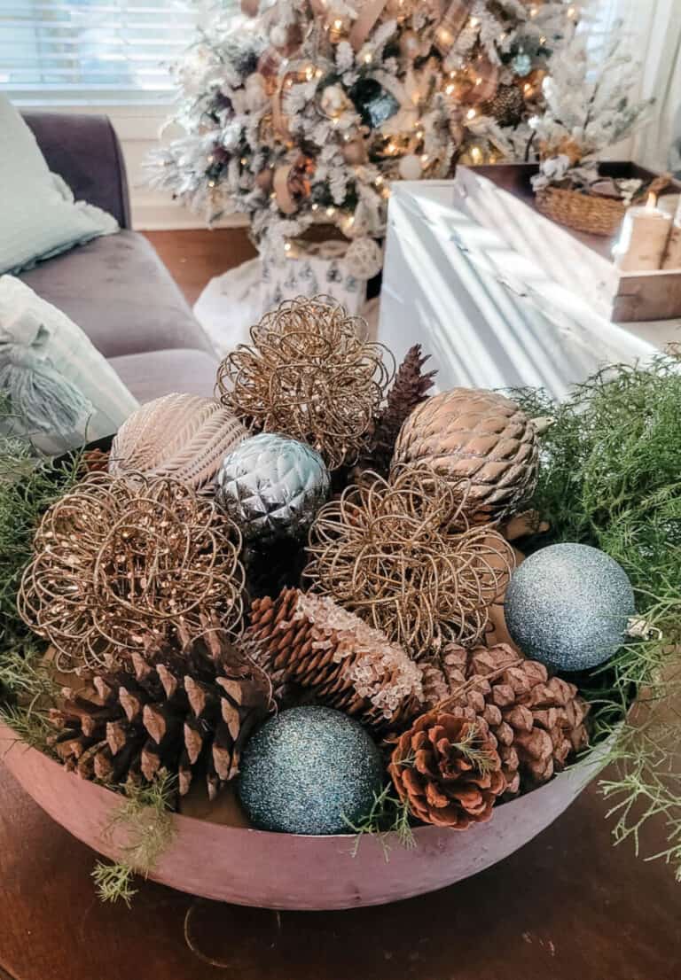 christmas decor from nature Christmas Decorating with Colors of Nature