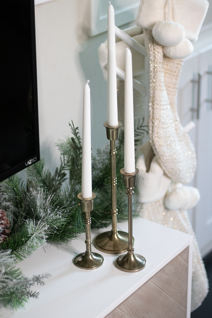 christmas decor without fireplace How to Decorate Your Living Room for Christmas (When You Don’t Have a