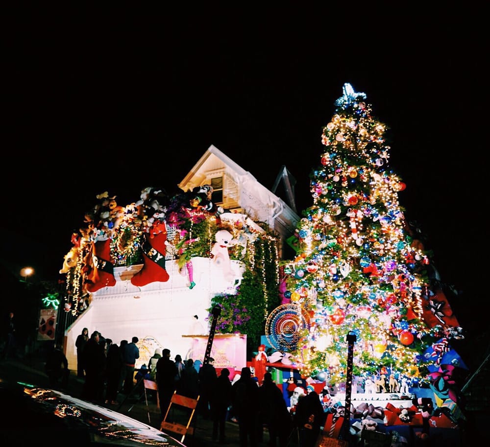 christmas decor san francisco Celebrate Christmas In San Francisco With These Amazing Lights