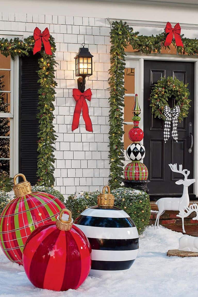 very christmas decorations outdoor Delightful Outdoor Christmas Decorating Ideas