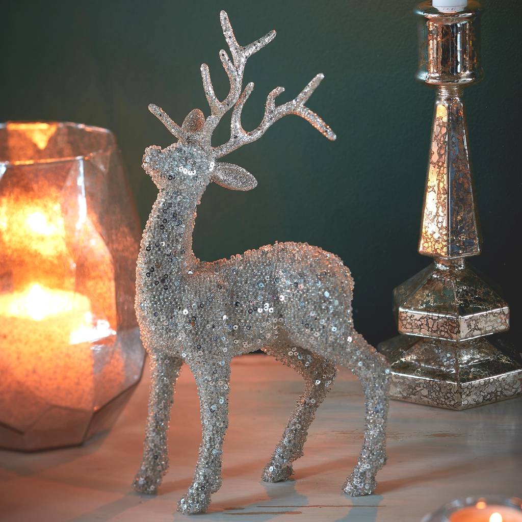 christmas reindeer tabletop decor silver reindeer christmas table decoration by the christmas home