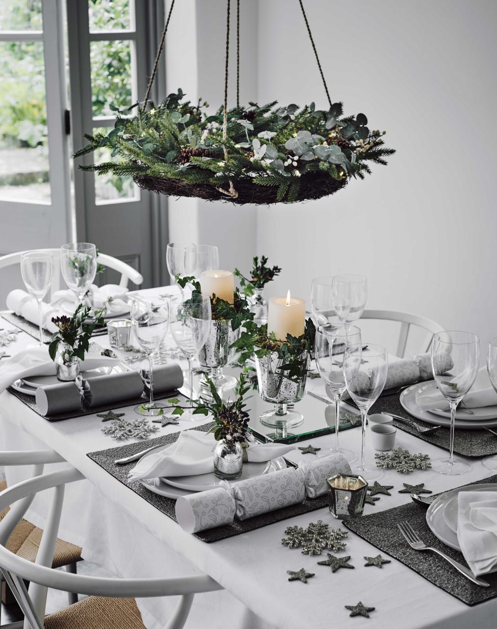 christmas table decoration ideas uk Beautiful ways to decorate your Christmas Table Christmas Interiors