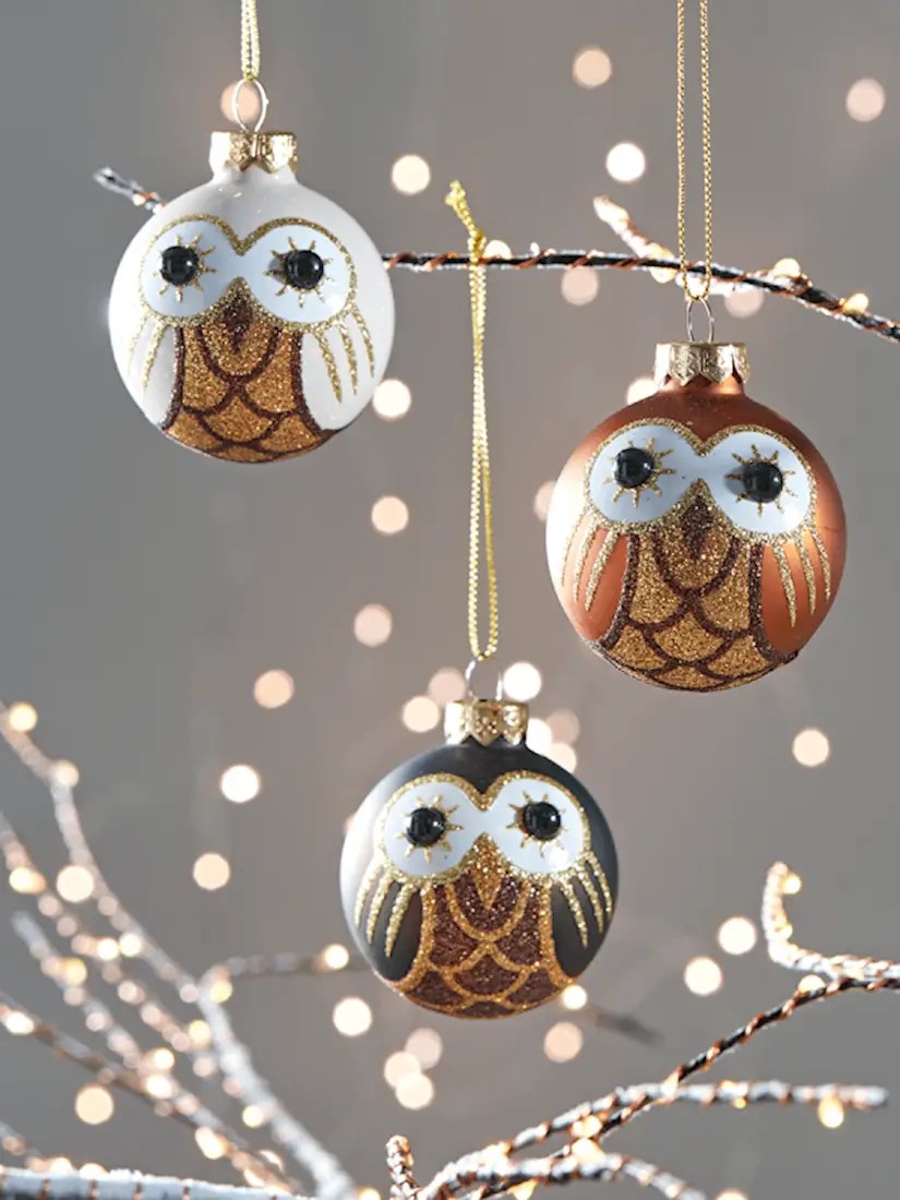 christmas decorations ideas baubles 30 Unique Christmas Baubles & Ornaments Onedesblog