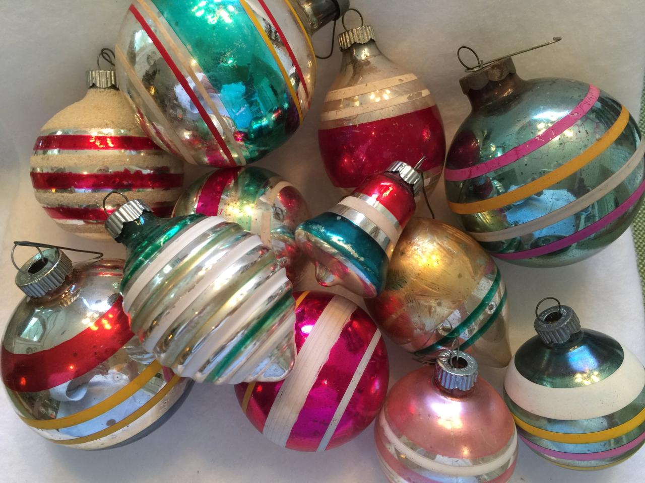 christmas ornaments in sale Vintage Christmas Bulbs For Sale Christmas Ornaments 2021