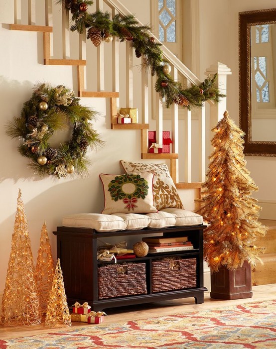 christmas entryway decor ideas 23 And Cozy Christmas Entryway Décor Ideas DigsDigs