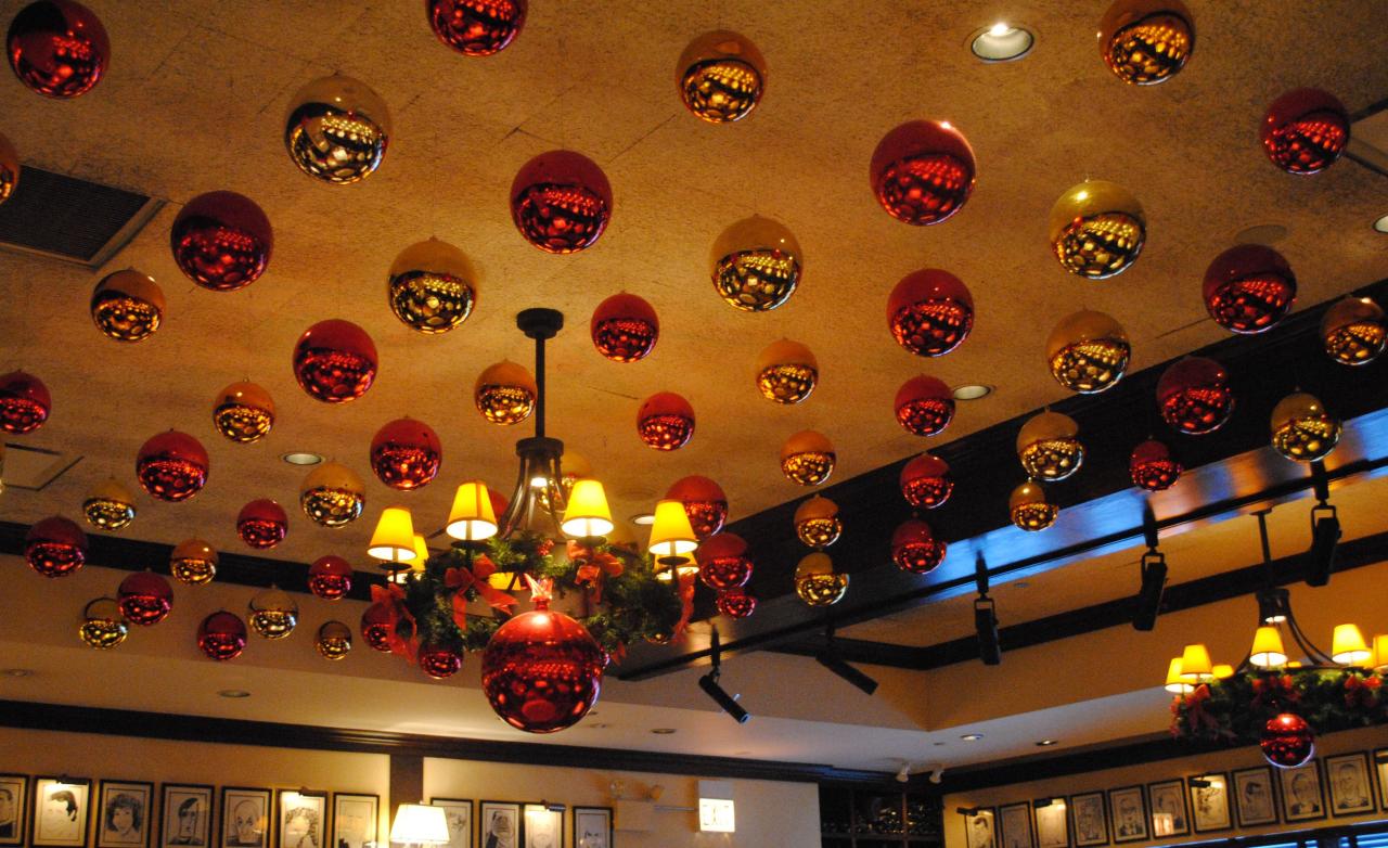 restaurants with christmas decor 22+ Christmas Decorations Ideas For Restaurants, Top Concept!