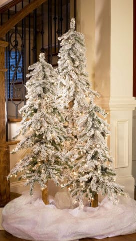 frosted christmas tree decor Beautiful Ideas to Deck up Your Frosted Christmas Tree