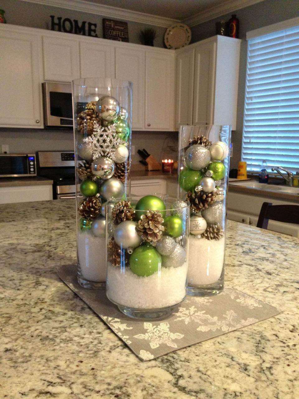 kitchen island christmas decor ideas 20+ Kitchen Island Christmas Decorating Ideas The Urban Decor