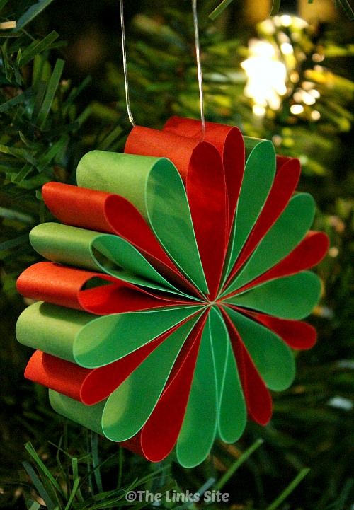 christmas decoration ideas on paper Why not try making some of these Beautiful Paper Christmas Decorations