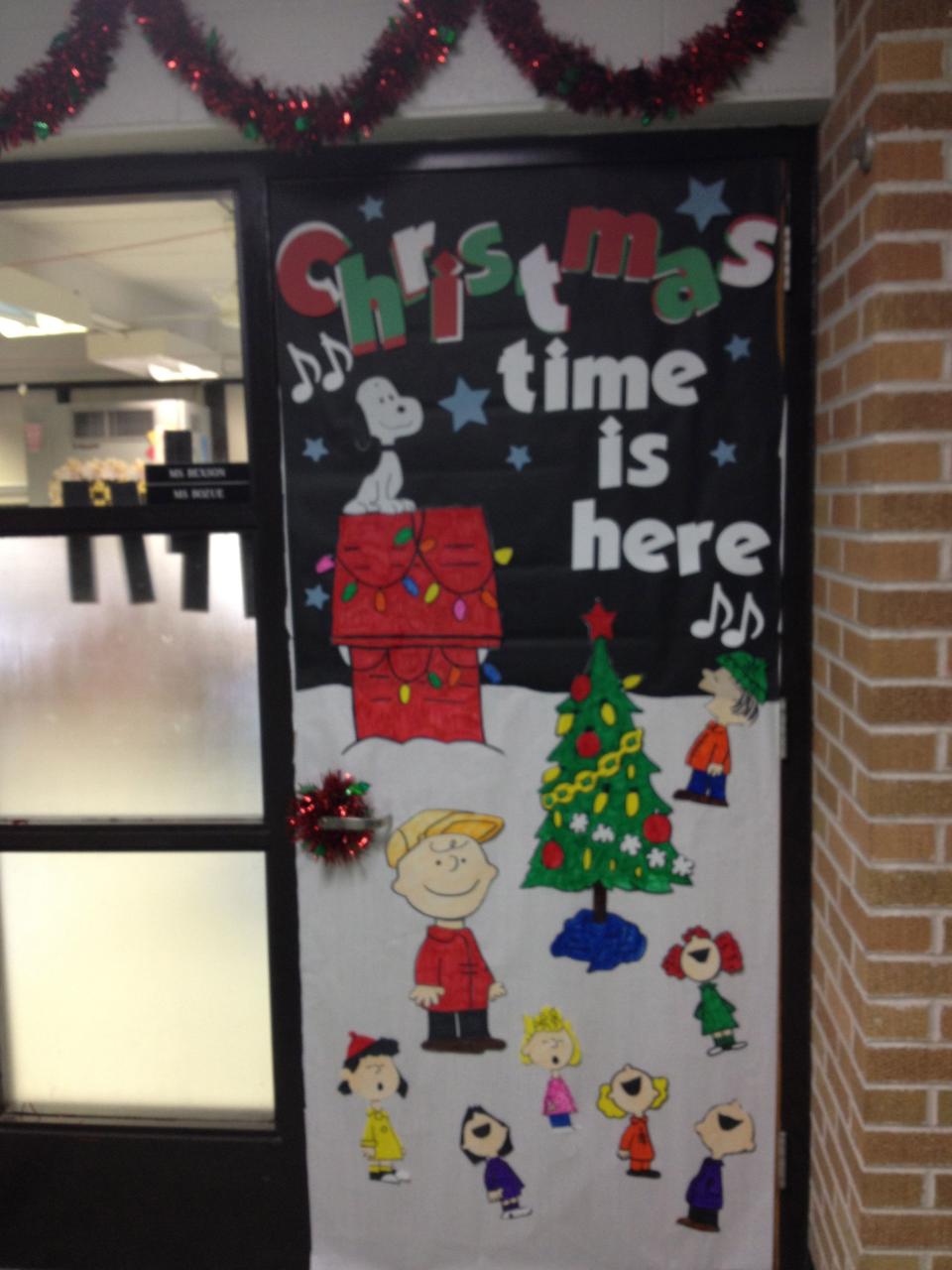 charlie brown christmas door decor Charlie Brown Christmas door! Took a while, but I love it! Christmas