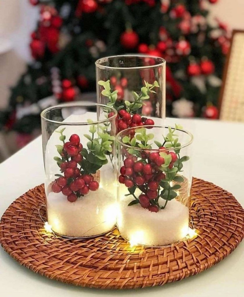 christmas centerpiece ideas diy 15 DIY Christmas Centerpiece Ideas