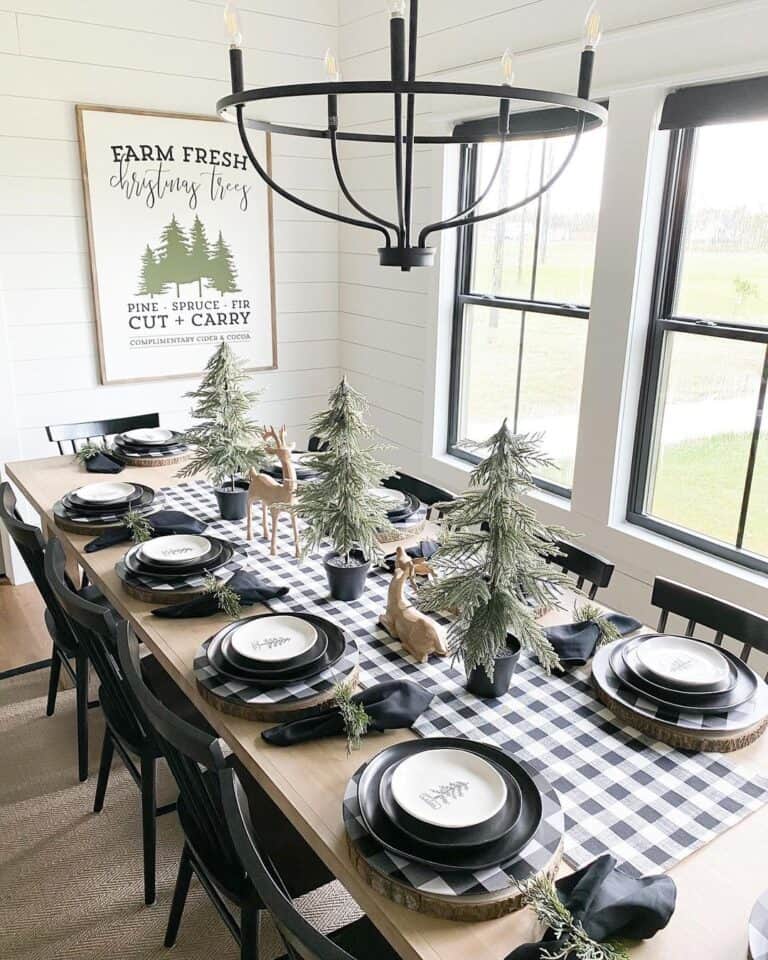 farmhouse christmas table decor ideas 40 Farmhouse Christmas Table Décor Ideas to Deck Your Table With