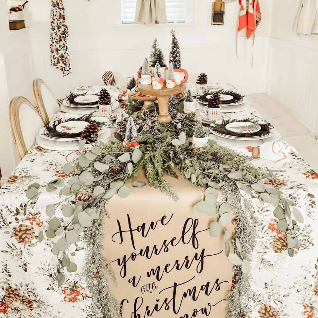 farmhouse christmas table decor ideas 40 Farmhouse Christmas Table Décor Ideas to Deck Your Table With