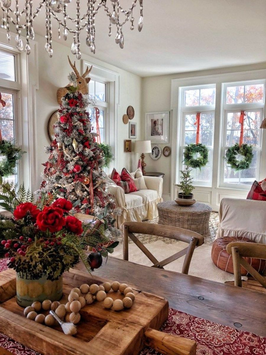 country farmhouse christmas decor Stunning Christmas Home Decor That Will Look Fantastic MagzHome