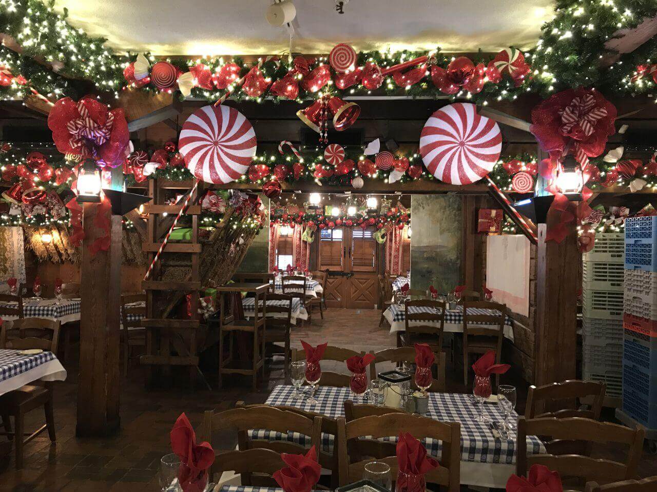 christmas decor ideas for restaurants 20+ Best Restaurant Decoration Ideas for Christmas