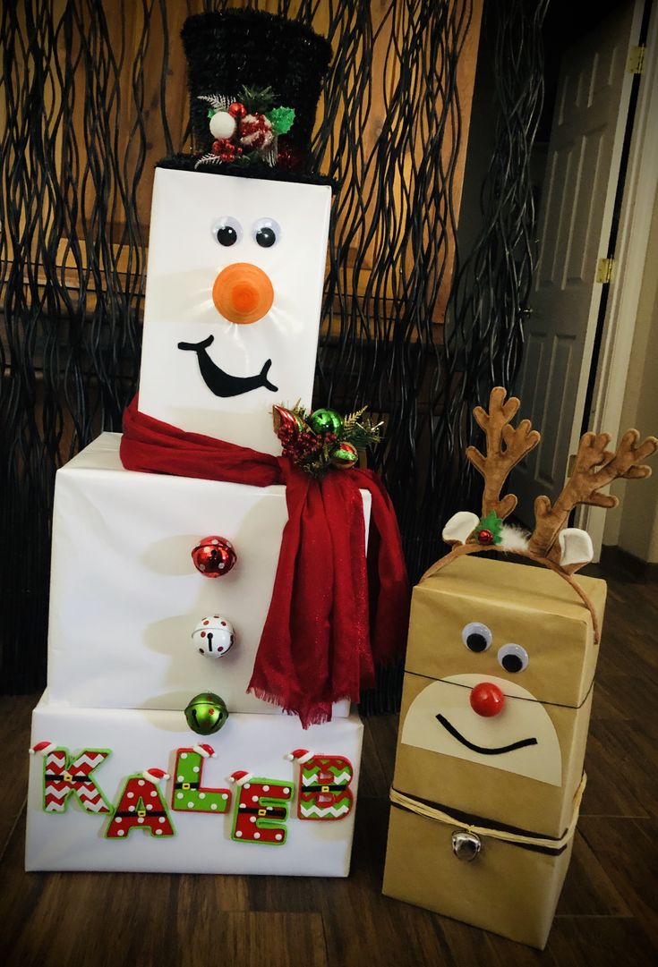 christmas decor using boxes DIY Snowman Box Tower Gift for Babies and Parents