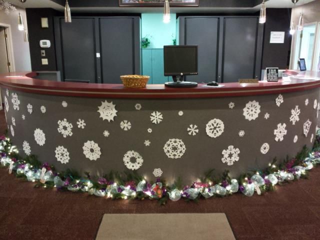 front desk christmas decor 20+ office front desk christmas decorations to Clients with