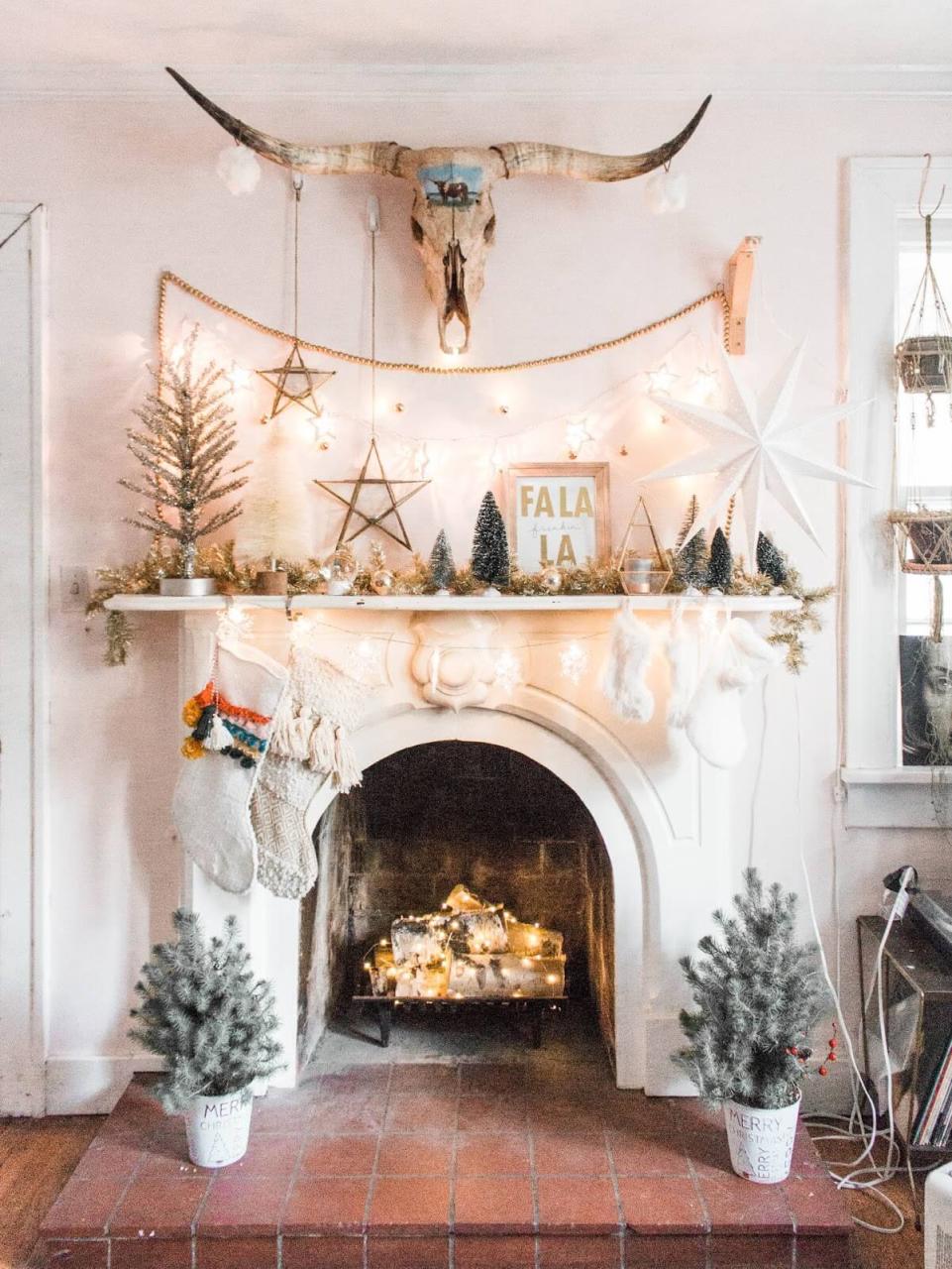 boho christmas decor ideas 20+ Ideas of Bohemian Christmas Decor Flawssy