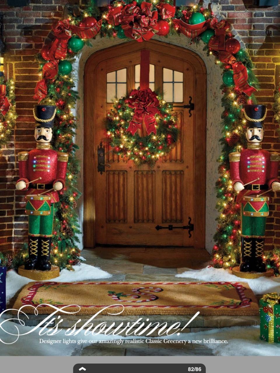 christmas outdoor entryway decorations Entry Xmas decor Christmas entryway, Outdoor christmas decorations