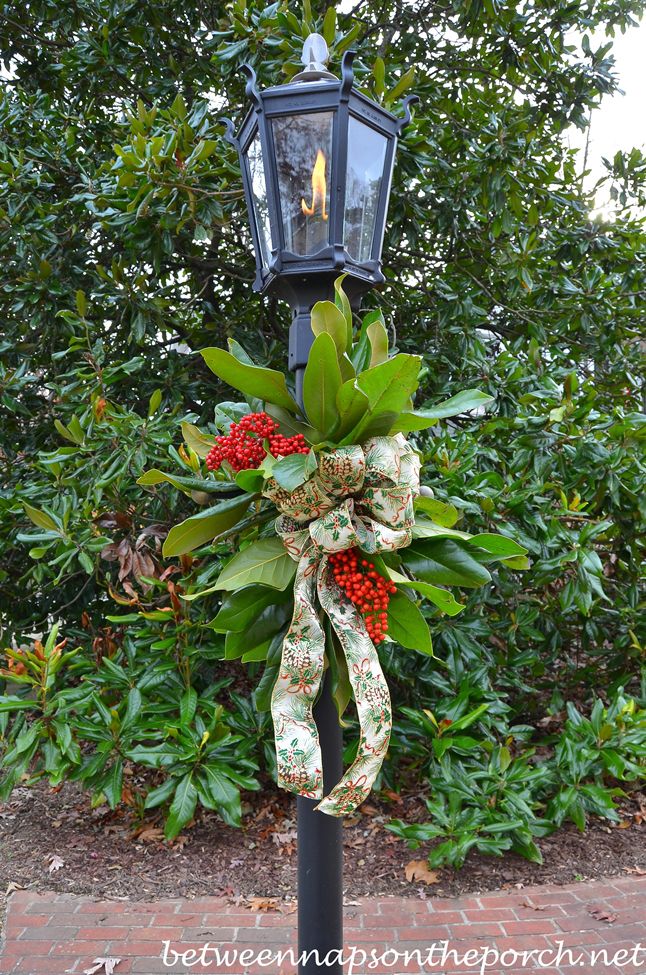 christmas decoration ideas for lamp post 30 Best Outdoor Christmas Lamp Post Decoration Home Inspiration and