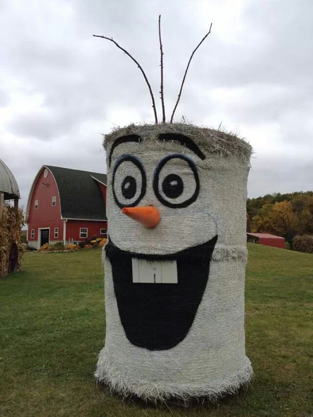 hay bale christmas decor Christmas Farm, Outdoor Christmas, Christmas Crafts, Christmas