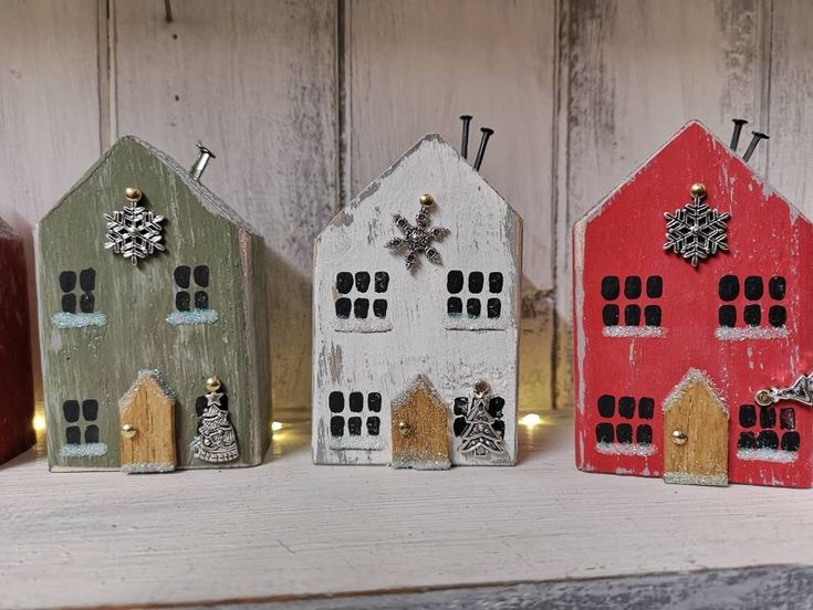 wooden houses christmas decor Wooden Christmas houses Small wooden house, Wooden house decoration