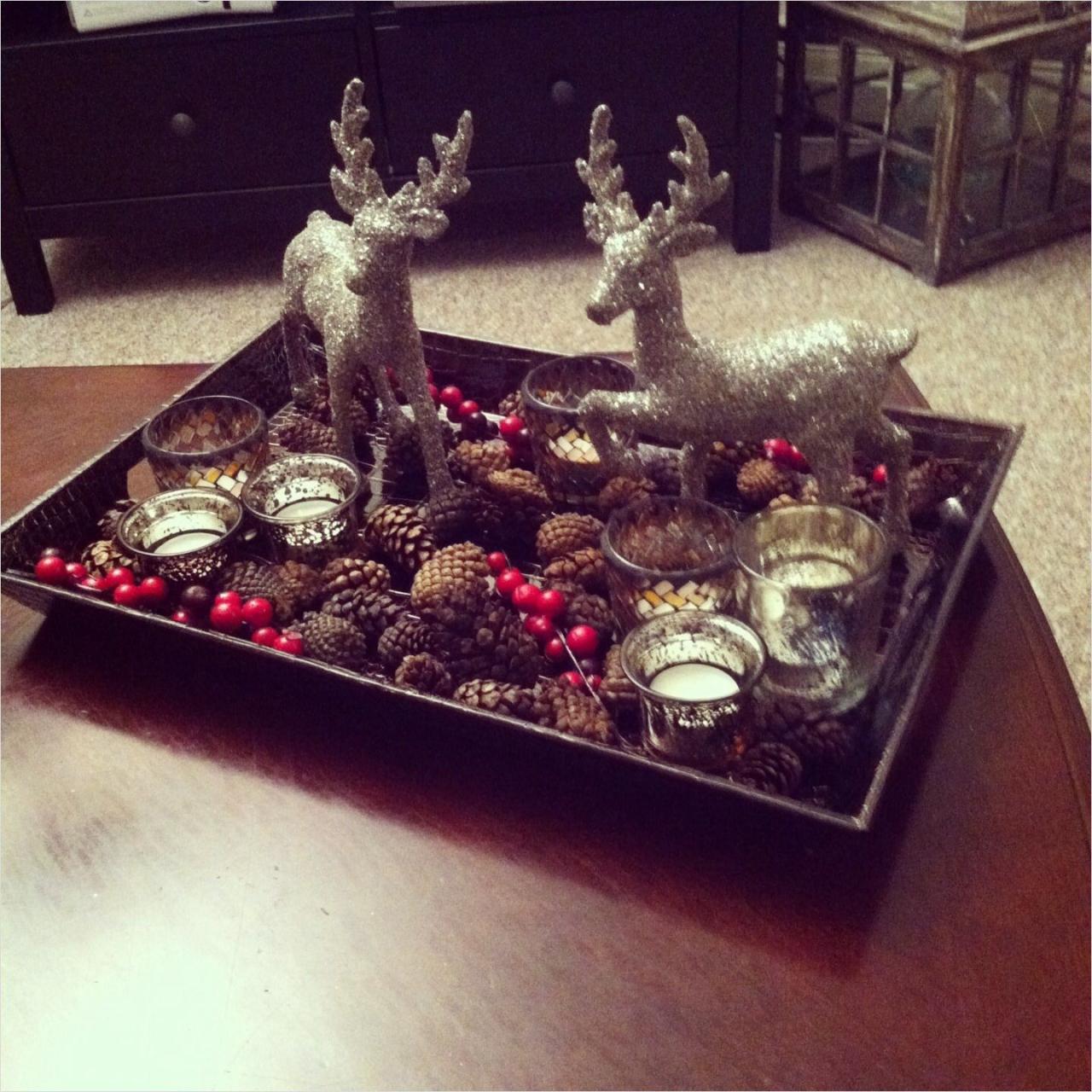 coffee table tray christmas decor 40 Best Coffee Table Christmas Decorations 68 Christmas coffee table