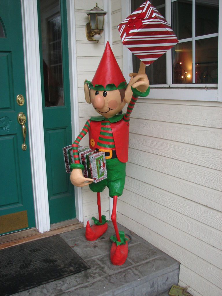 elf christmas decorations outdoor Santa's Elves Yard Display Elf christmas decorations, Diy christmas