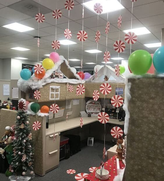 cubicle decor ideas christmas 12 Christmas Decor Ideas for Office Cubicle » Lady Decluttered