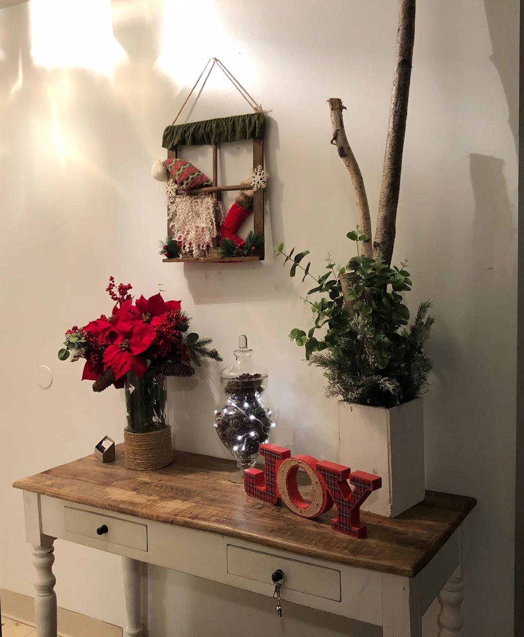 christmas decor console table 10+ Christmas Console Table Decor