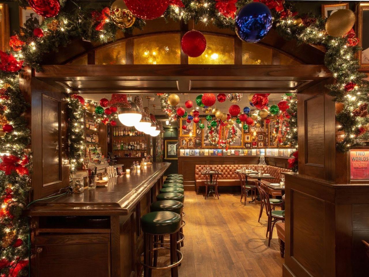 best christmas decor restaurants nyc 23 NYC Restaurants and PopUp Bars Decked Out for the Holidays