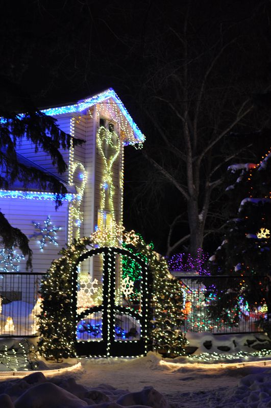 outdoor christmas decorations edmonton Christmas in Edmonton, Alberta, Canada Beautiful Christmas Scenes