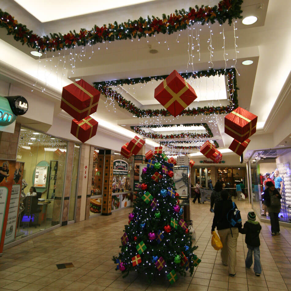 christmas decoration ideas for retail store Christmas Mall Decoration Ideas That May Attract people The